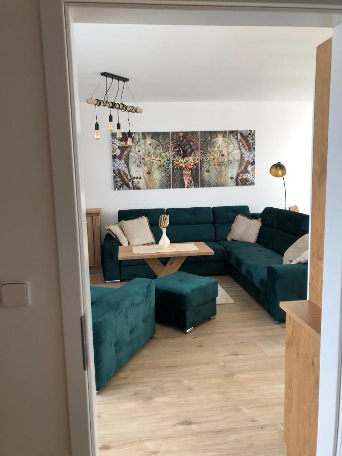 Tatra Billetee Apartman S Luxusnym Vyhladom Na Vysoketatry A Sukromnym Wellness Poprad Exterior foto