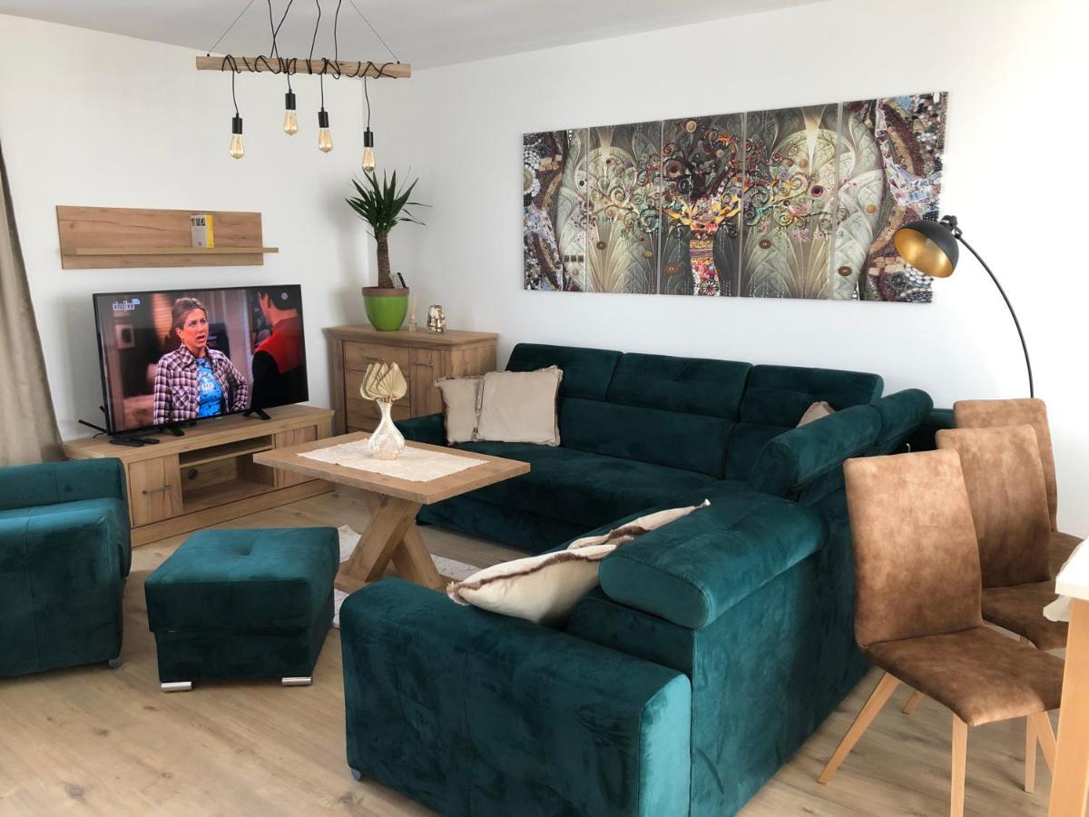 Tatra Billetee Apartman S Luxusnym Vyhladom Na Vysoketatry A Sukromnym Wellness Poprad Exterior foto