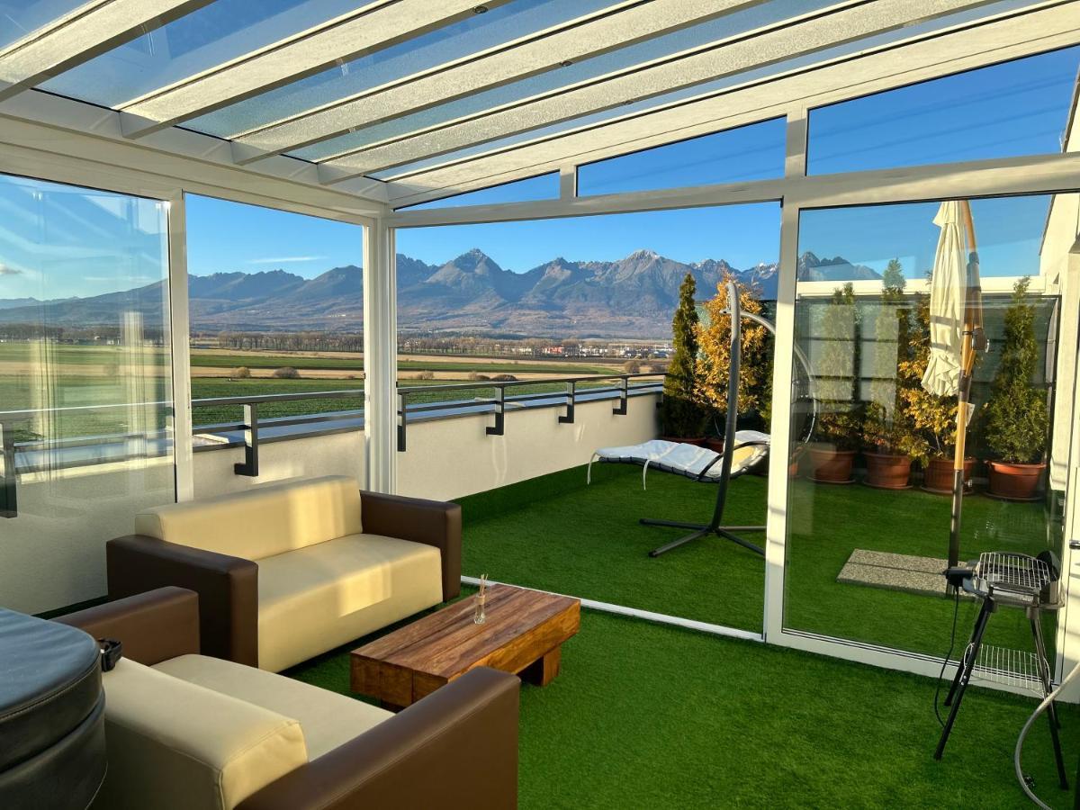 Tatra Billetee Apartman S Luxusnym Vyhladom Na Vysoketatry A Sukromnym Wellness Poprad Exterior foto